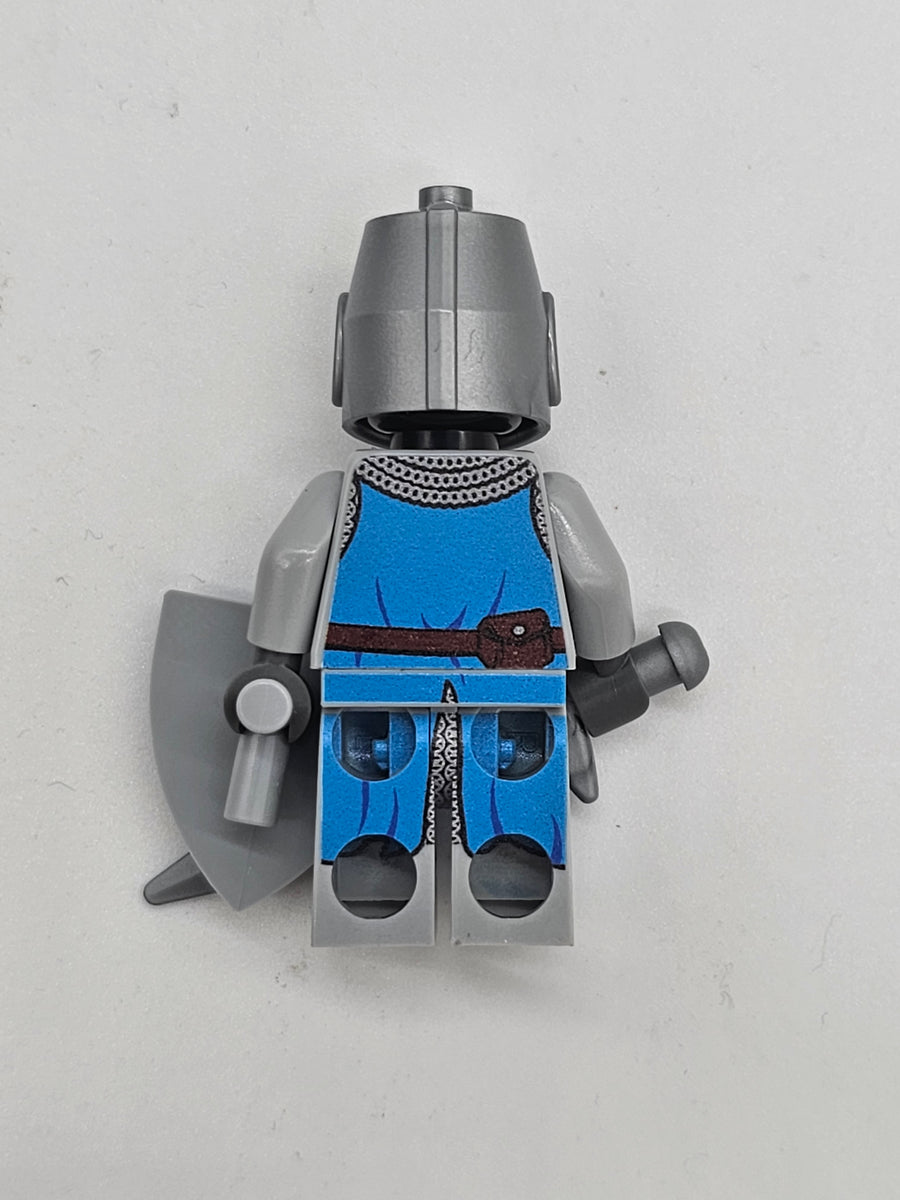 FULLY ARMORED Jerusalem Knight W/Battle Damage Shield – BBG